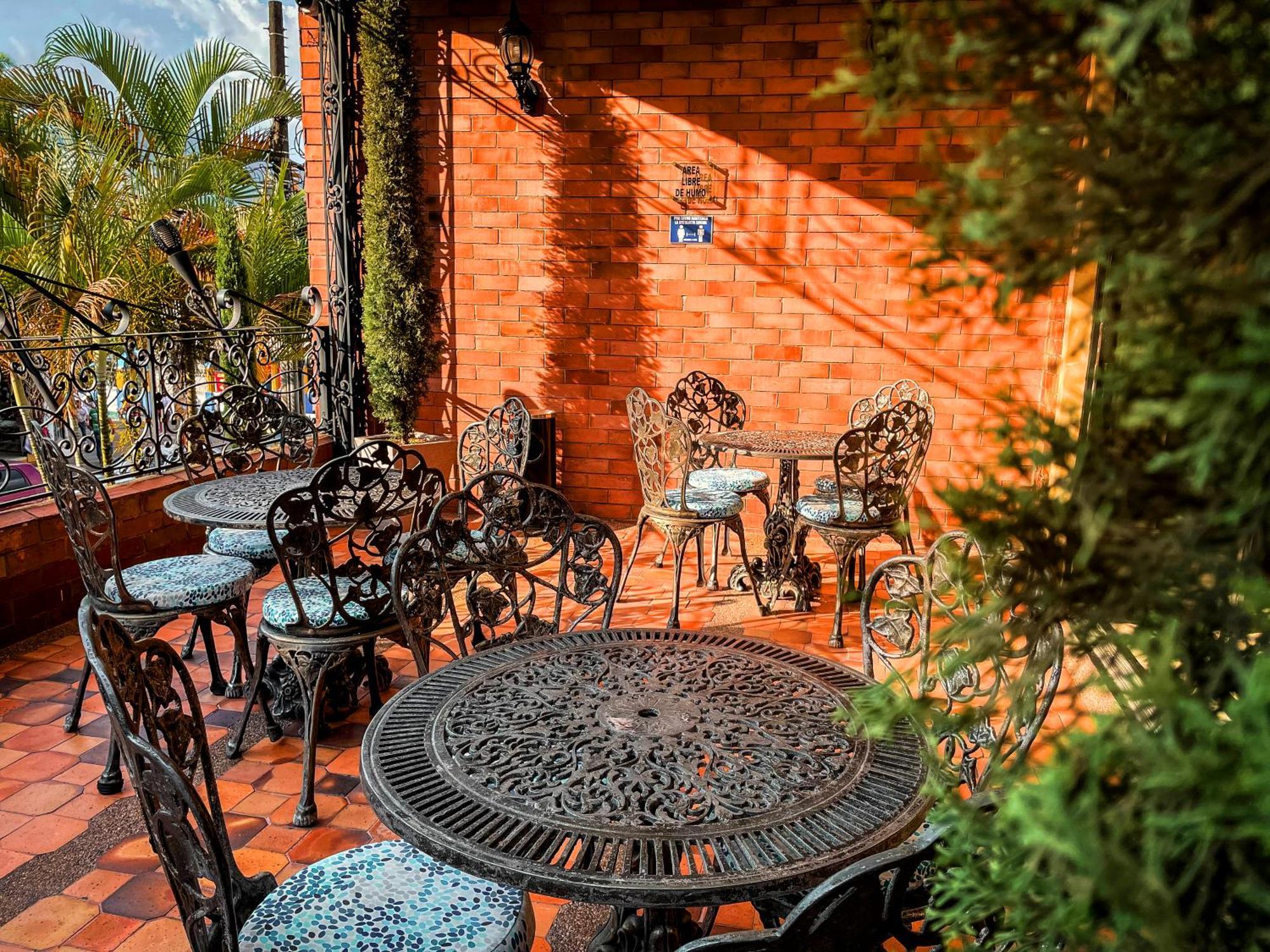 Hotel Castilla Real Pereira Exterior photo