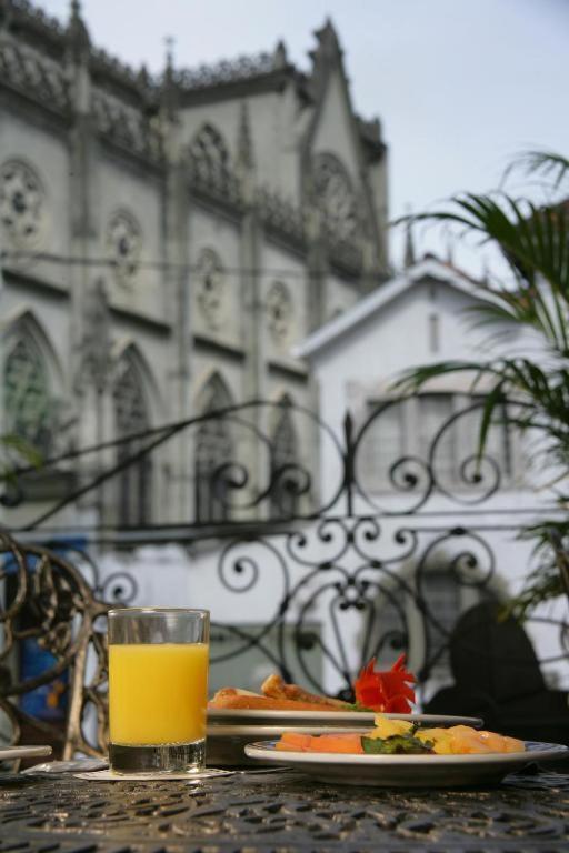 Hotel Castilla Real Pereira Exterior photo